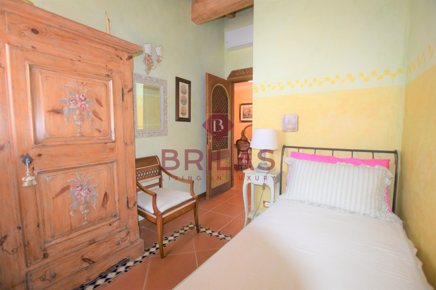 Elegant seaside apartment in Cala del Faro - Porto Cervo