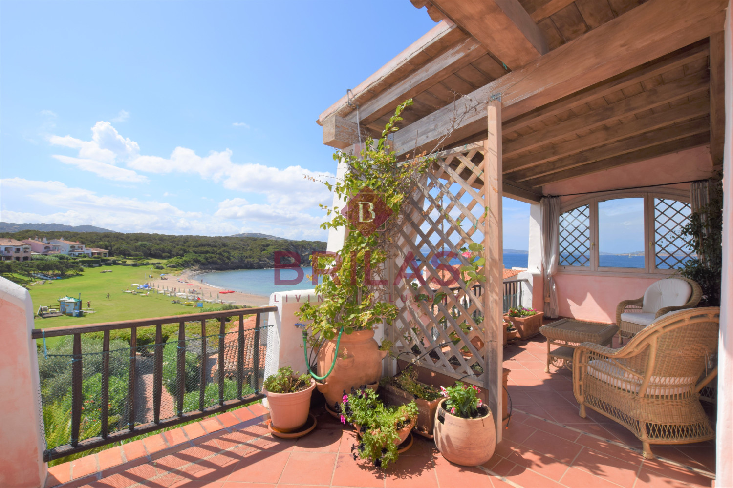 Elegant seaside apartment in Cala del Faro - Porto Cervo