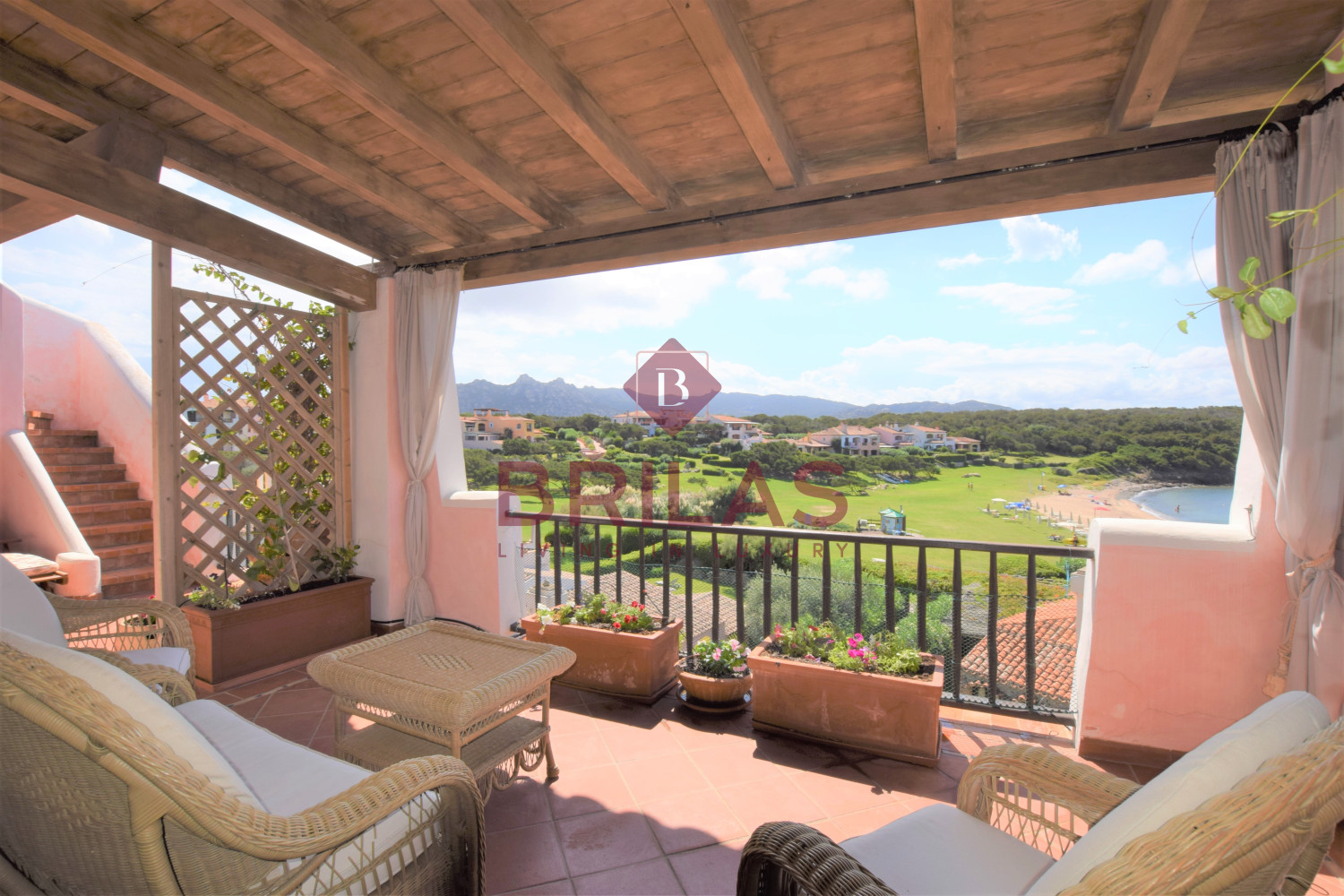 Elegant seaside apartment in Cala del Faro - Porto Cervo
