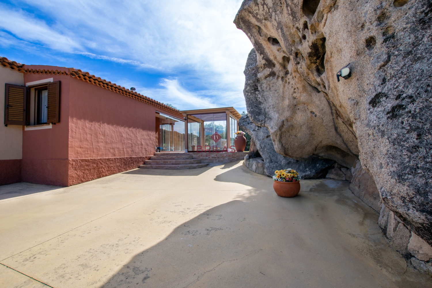 Villa singola su unico livello con vista panoramica