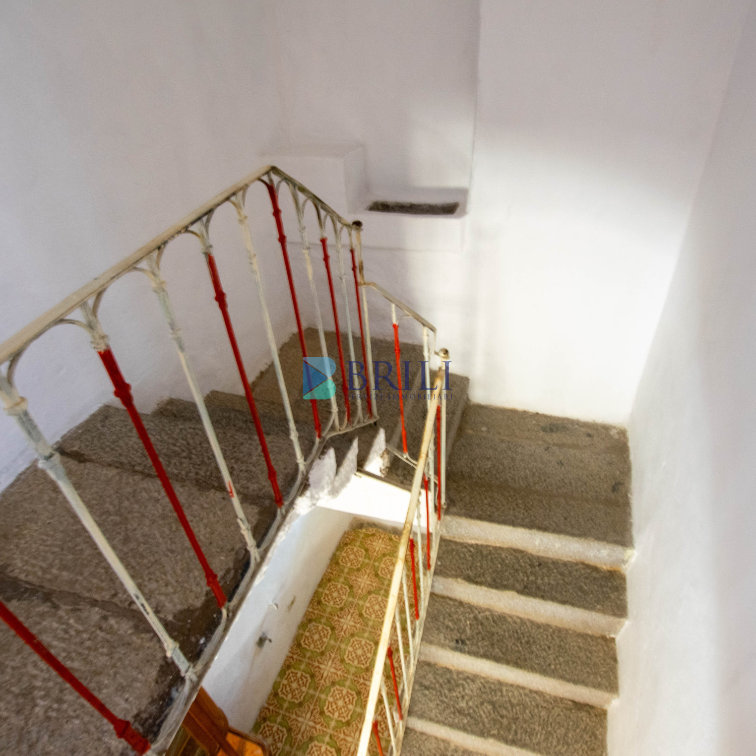 Palazzina terra-cielo in centro Luogosanto