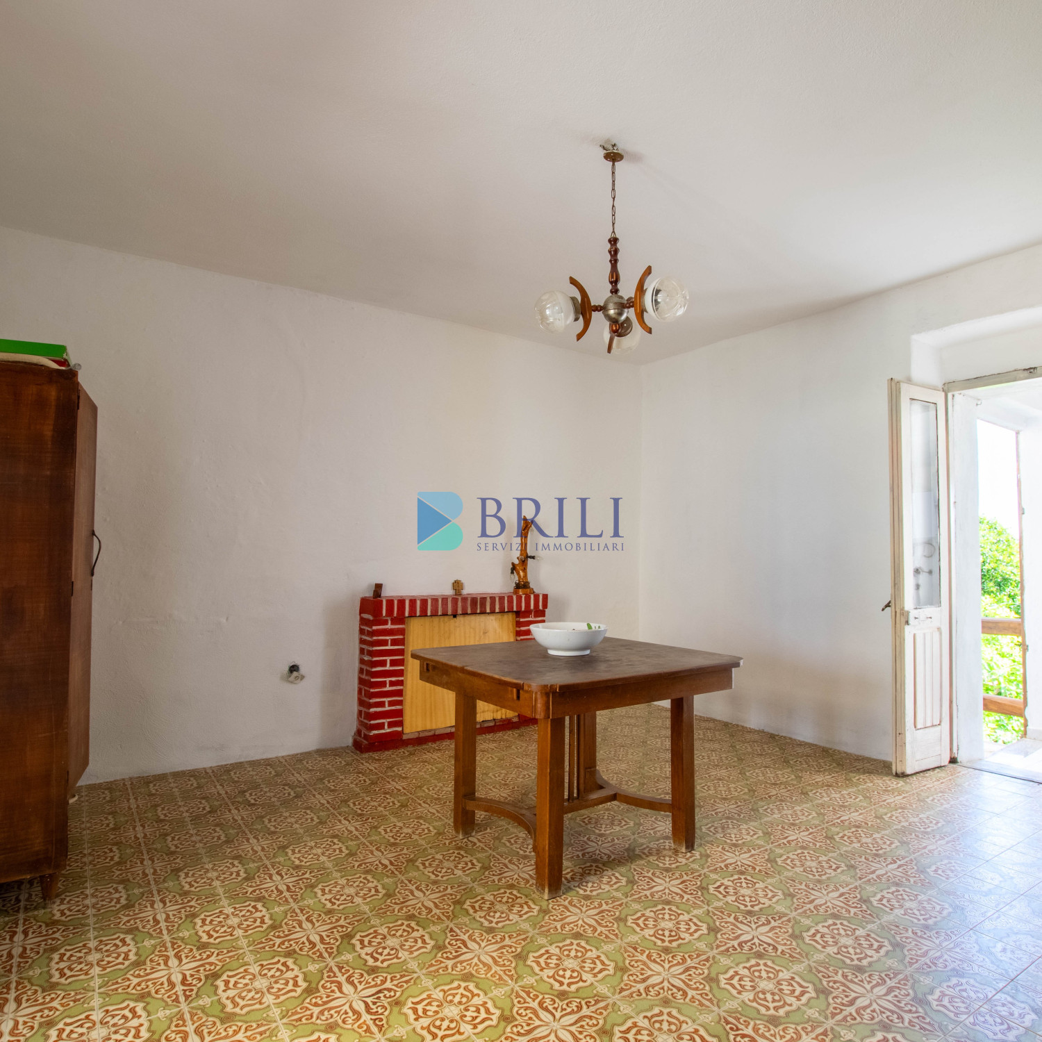 Palazzina terra-cielo in centro Luogosanto