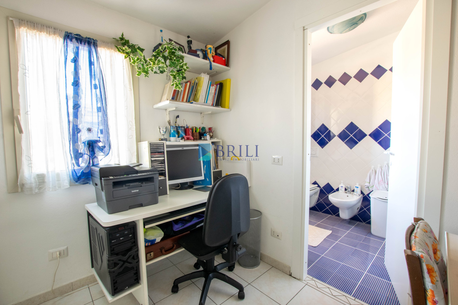 Casa indipendente su due livelli con giardino