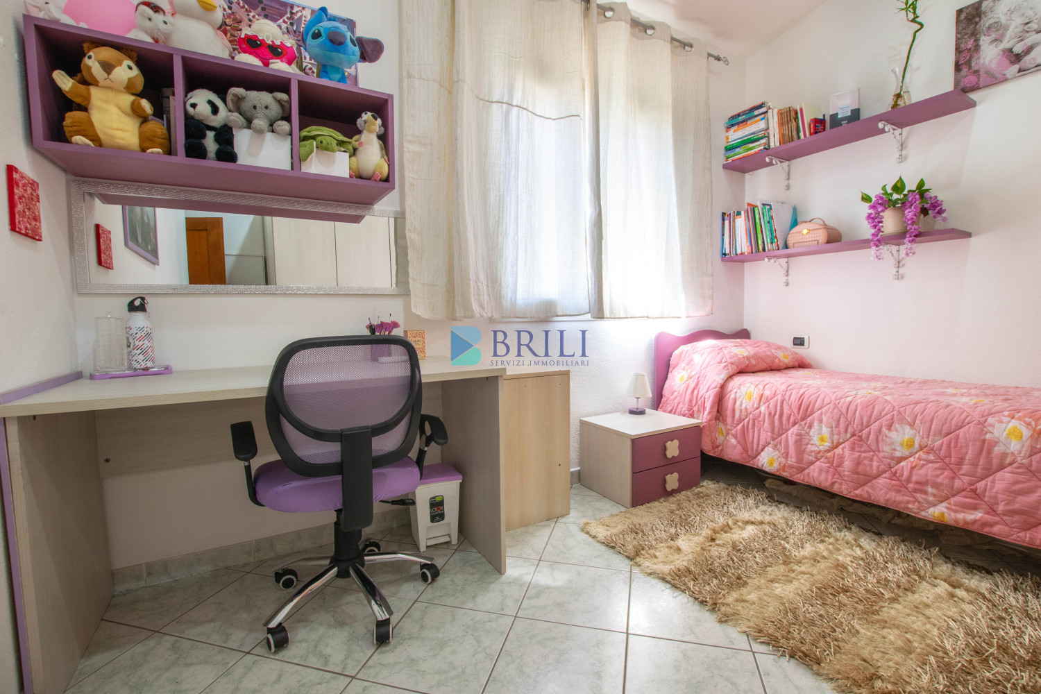 Casa indipendente su due livelli con giardino