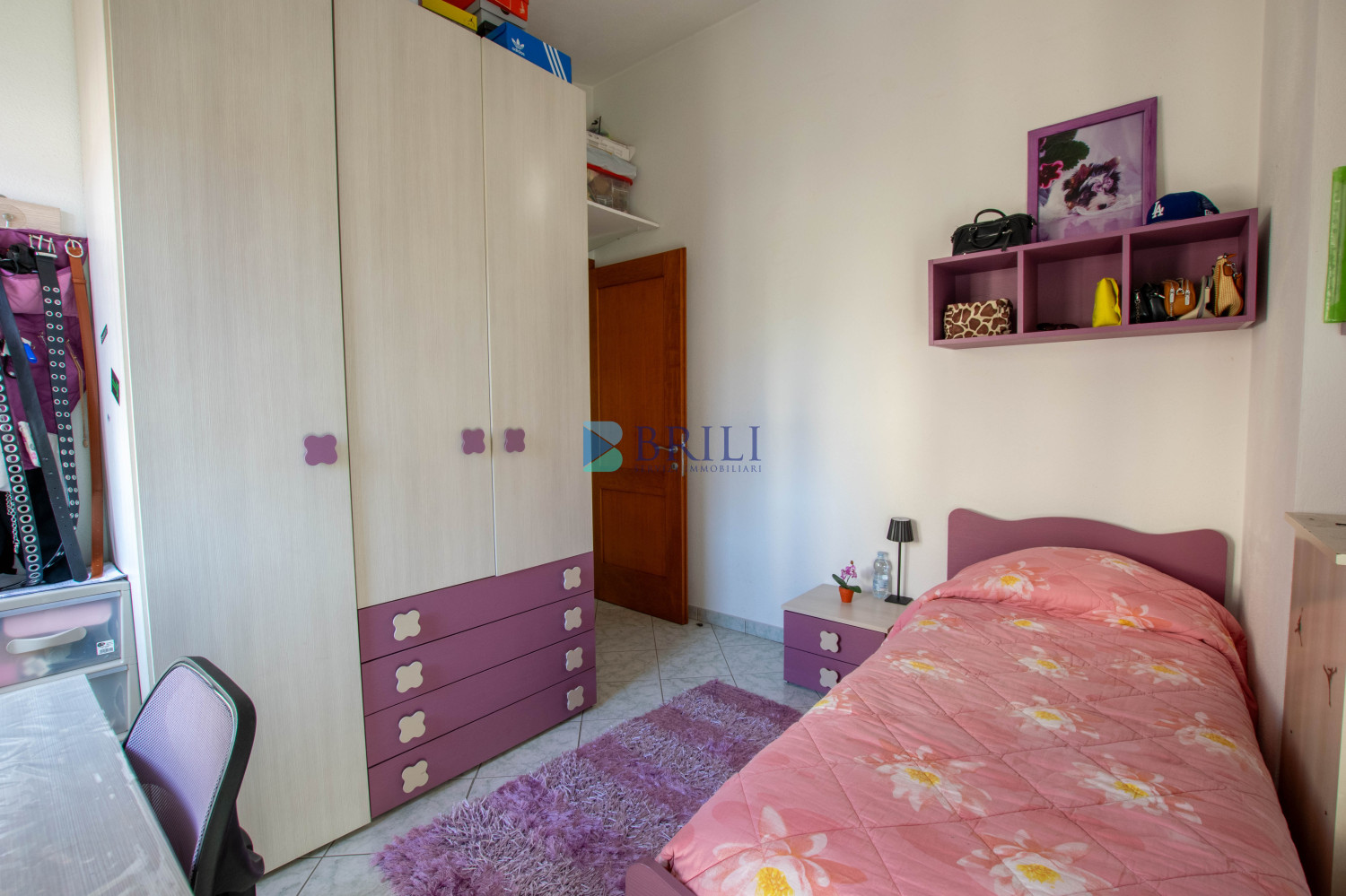 Casa indipendente su due livelli con giardino