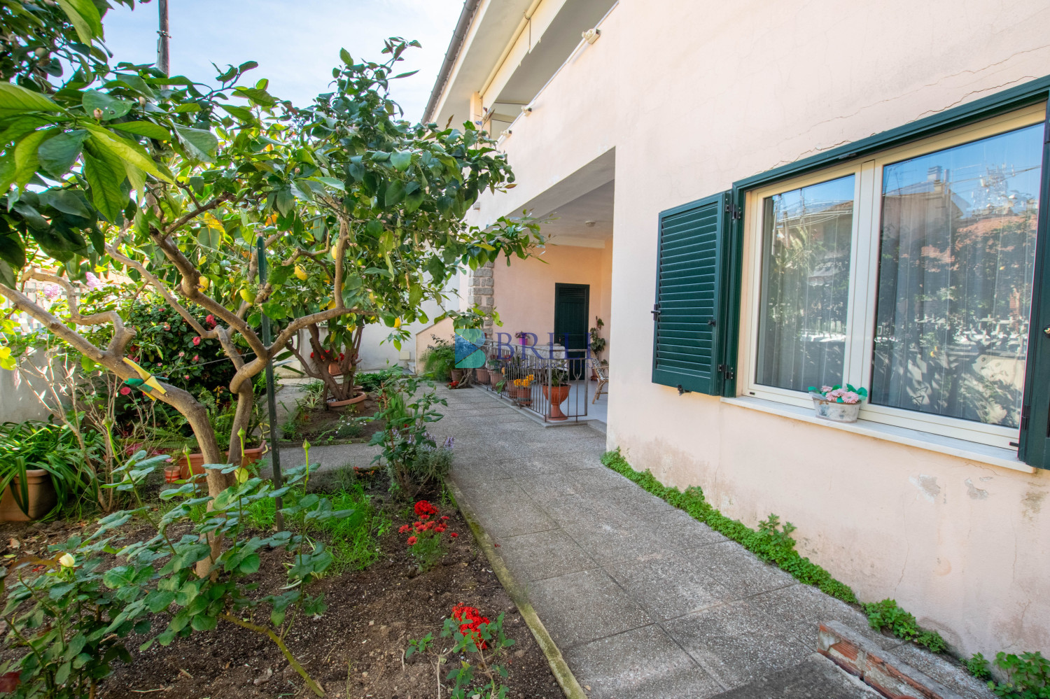 Appartamento al piano terra in zona residenziale