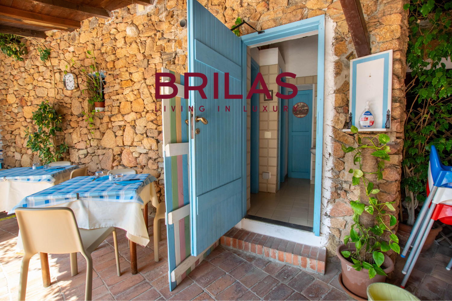 Exclusive commercial property in Golfo Aranci - Baia Caddinas