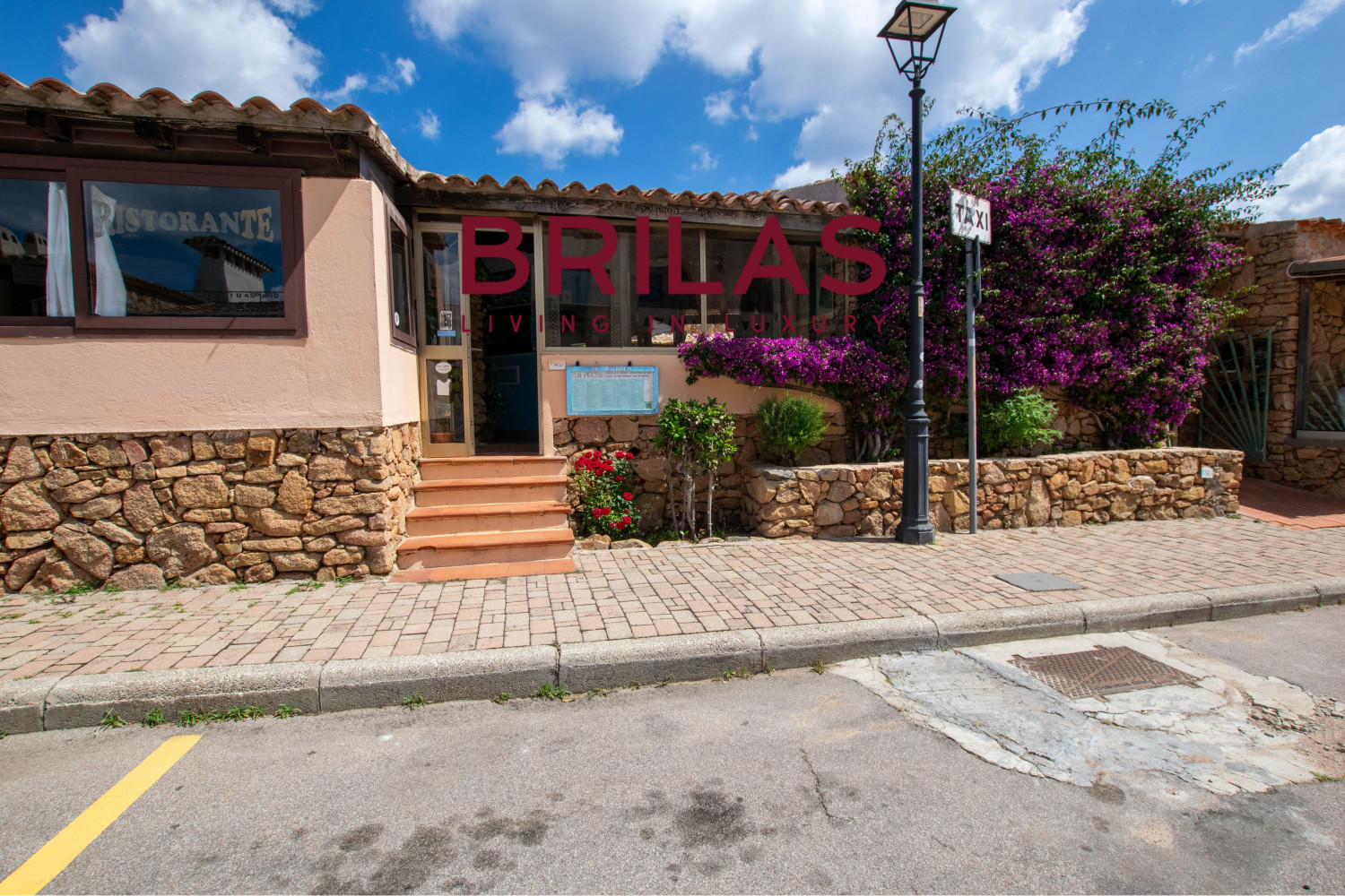 Exclusive commercial property in Golfo Aranci - Baia Caddinas