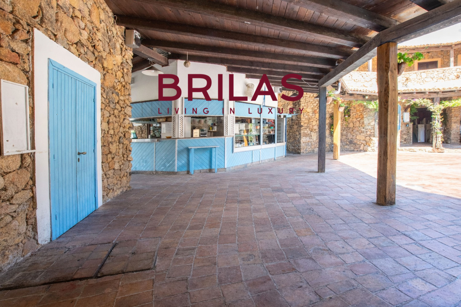 Exclusive commercial property in Golfo Aranci - Baia Caddinas