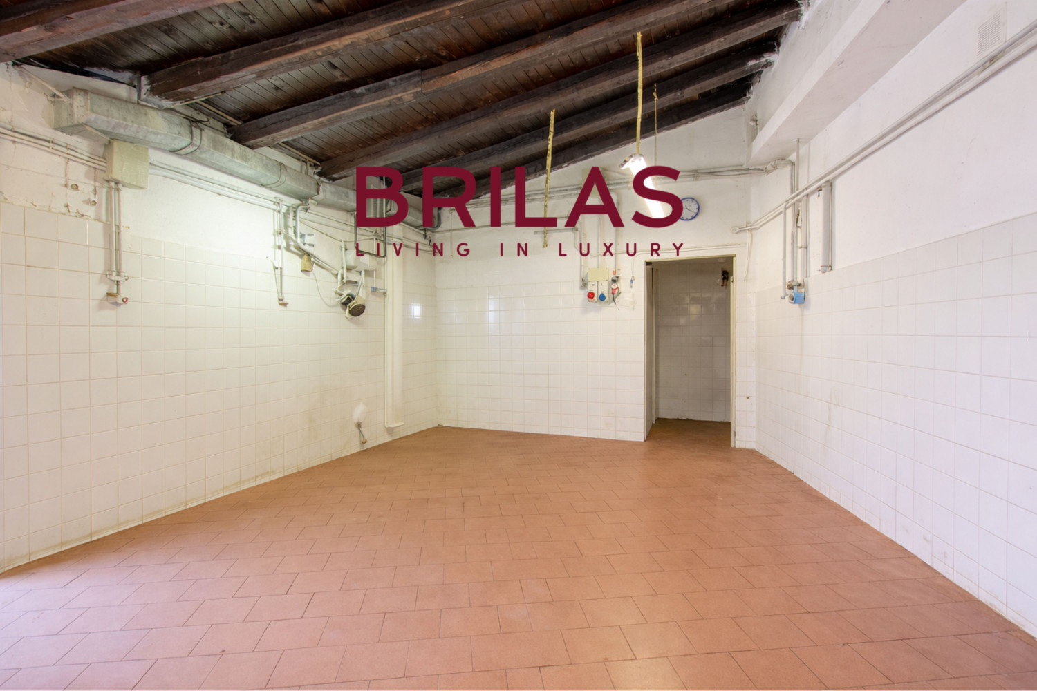 Exclusive commercial property in Golfo Aranci - Baia Caddinas