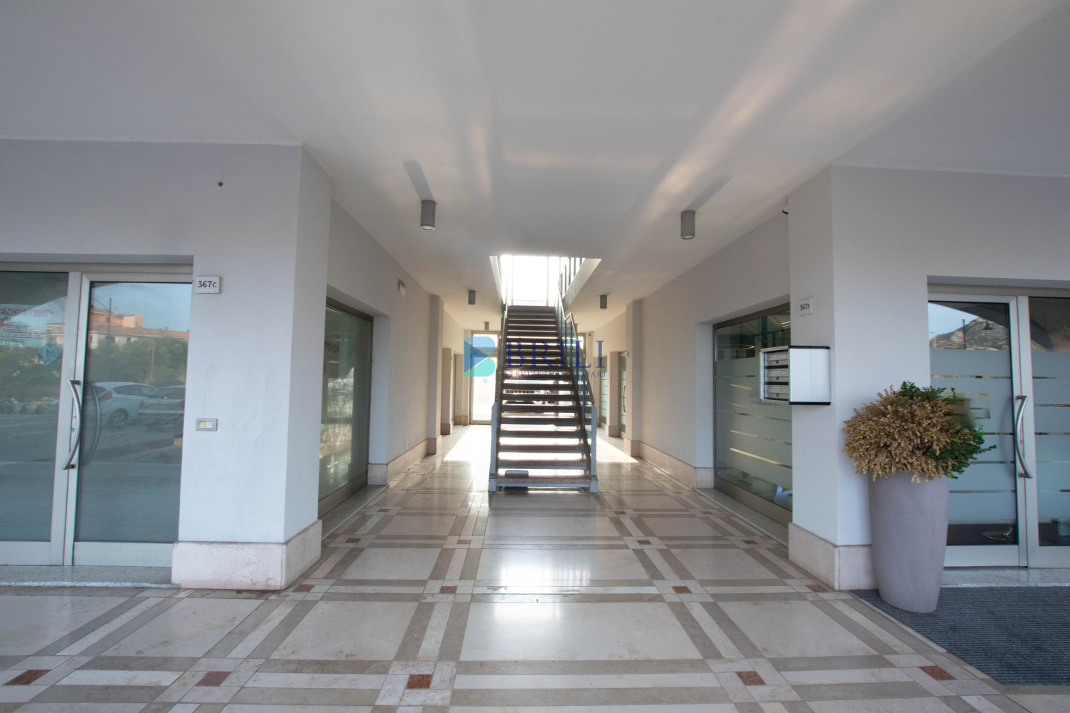 Viale Aldo Moro - Locale commerciale 