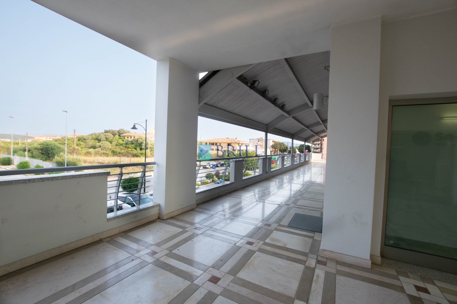 Viale Aldo Moro - Locale commerciale 