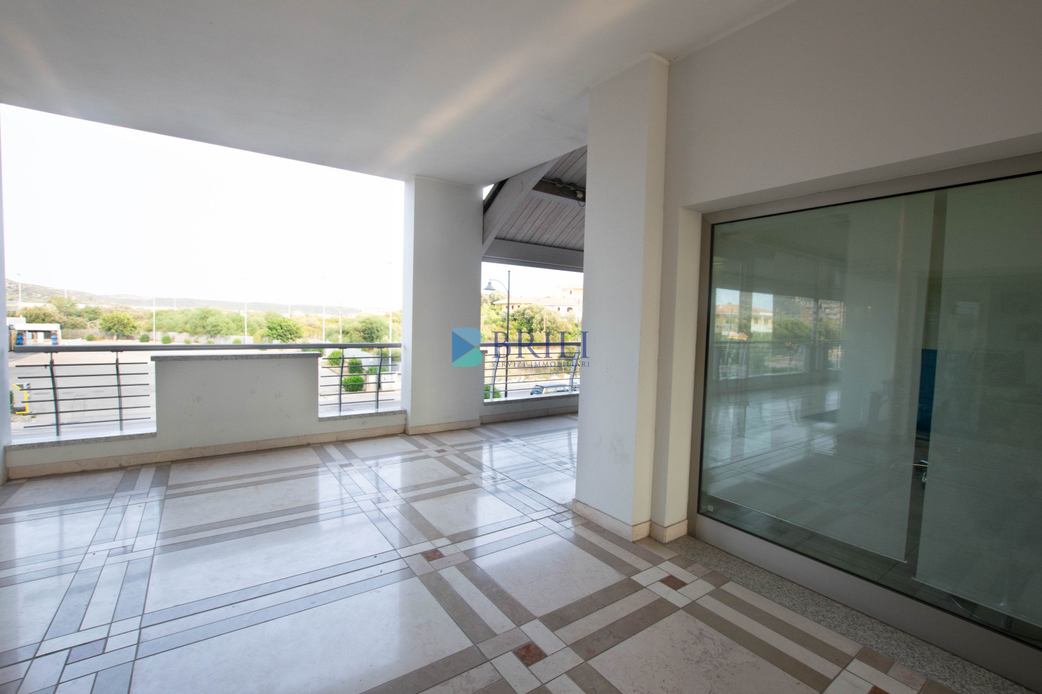 Viale Aldo Moro - Locale commerciale 