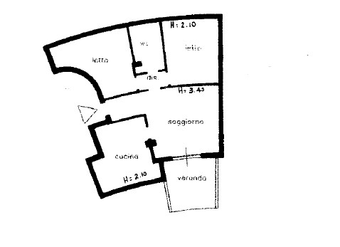 Tempio Pausania: large apartment on the top floor with stunning views