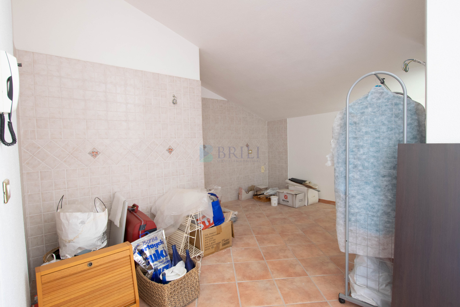 Large apartment on the top floor in Tempio Pausania with a panoramic view