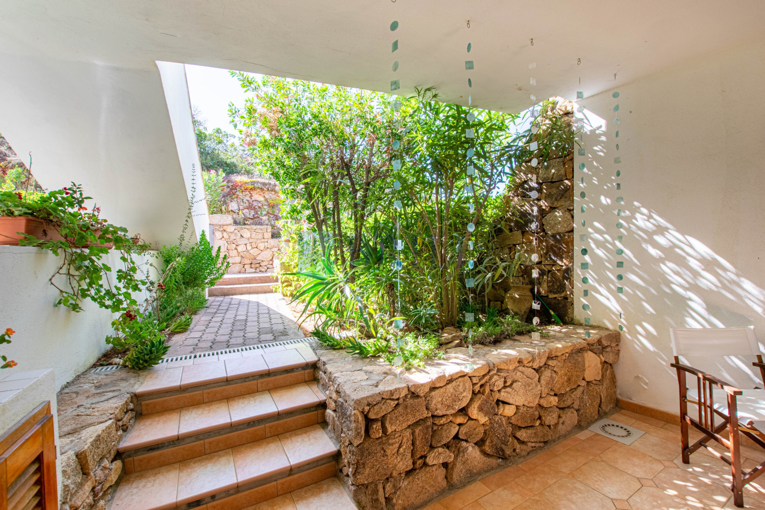 Capo Ceraso - Ampio Bilocale con Giardino Privato