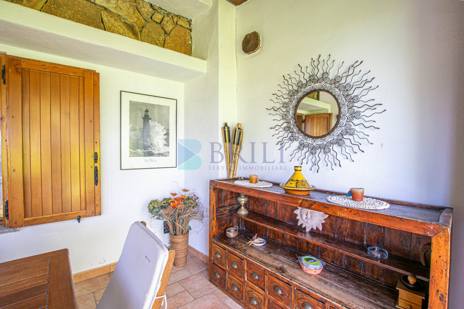 Capo Ceraso - Ampio Bilocale con Giardino Privato