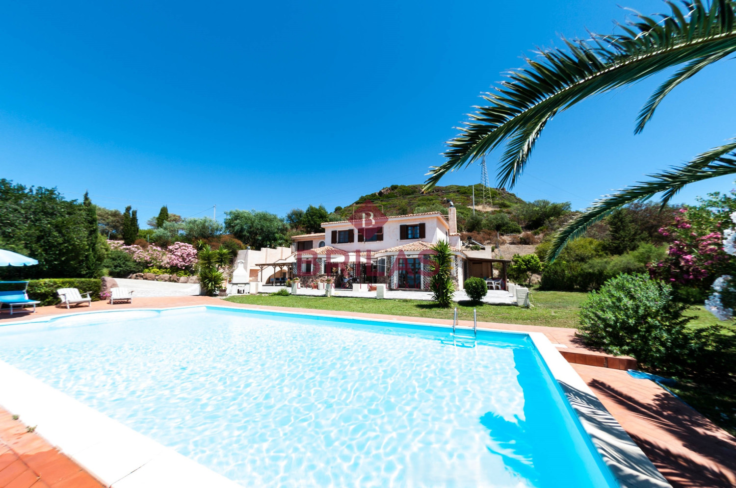 Elegant Villa in Alghero Countryside