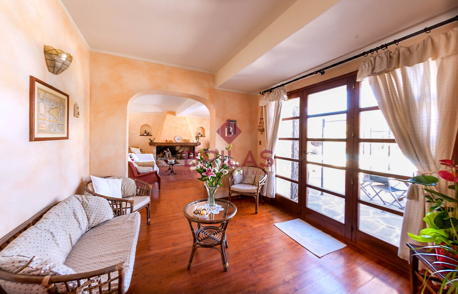 Elegant Villa in Alghero Countryside
