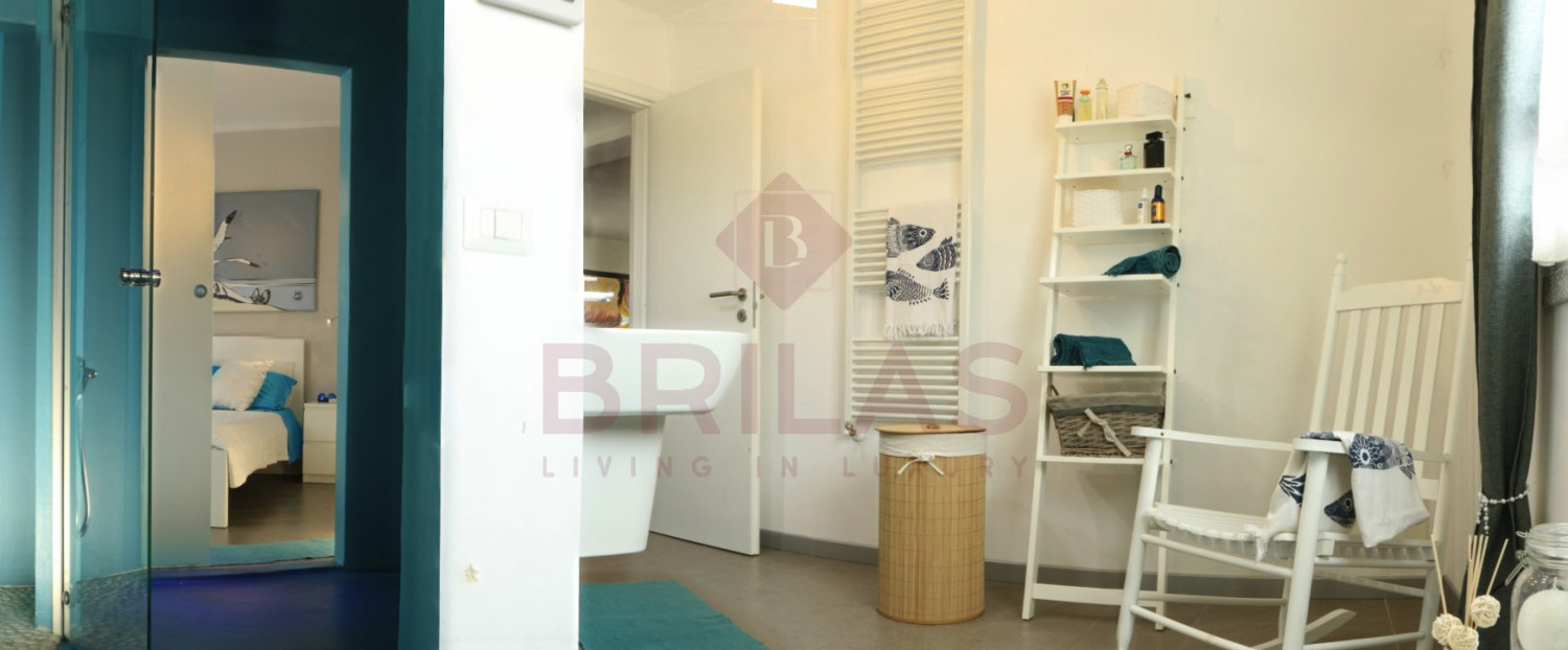 Gallura: a villa immersed in an oasis of peace with B&B potential.