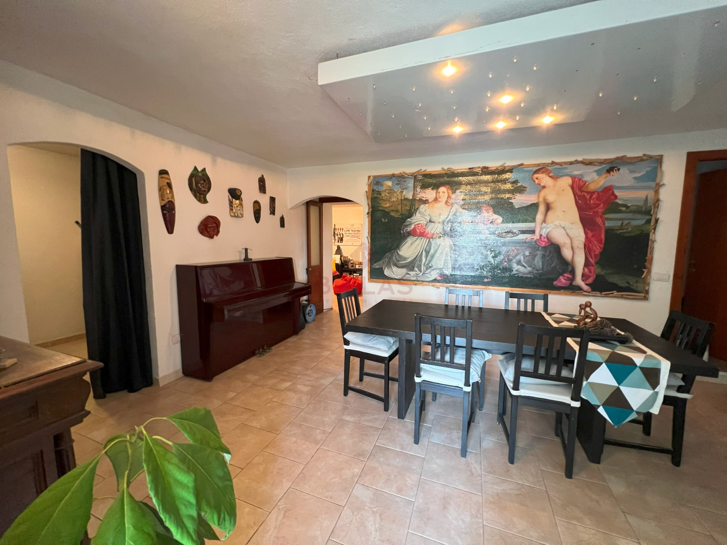 Gallura: a villa immersed in an oasis of peace with B&B potential.