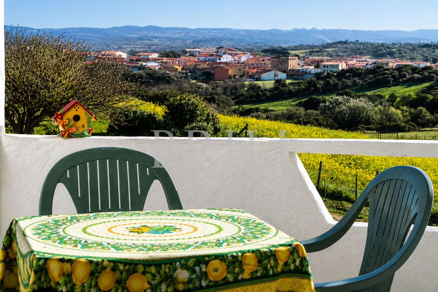 Gallura: a villa immersed in an oasis of peace with B&B potential.