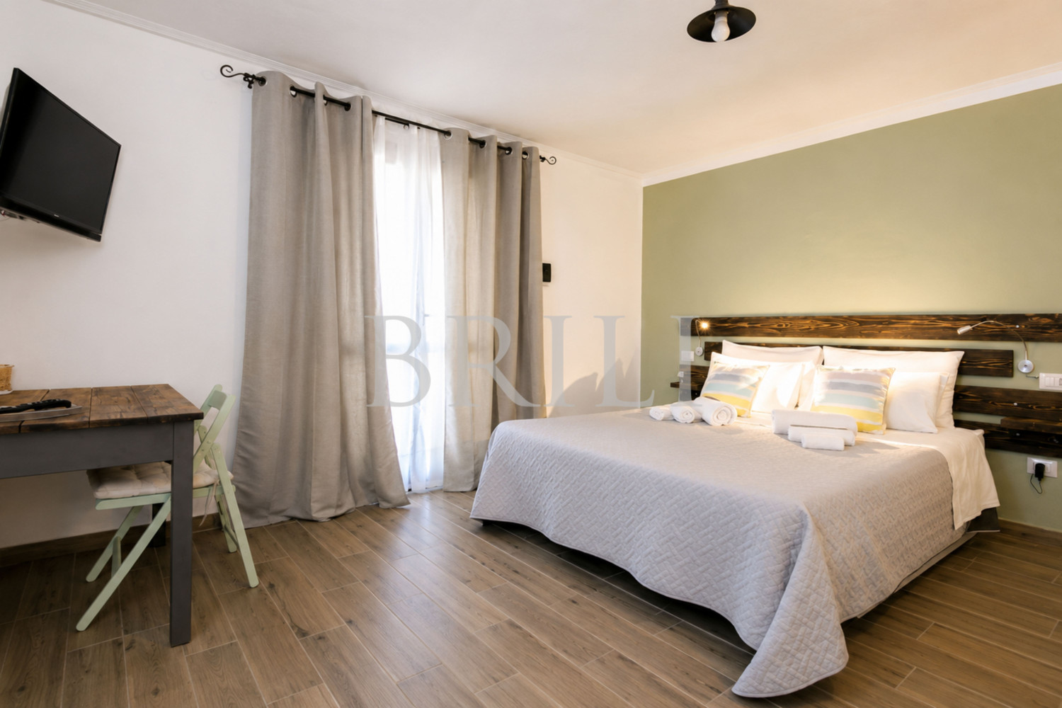 Gallura: a villa immersed in an oasis of peace with B&B potential.