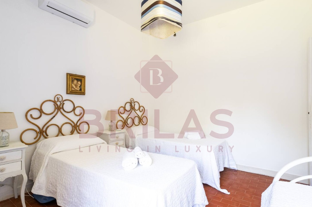 Cala Girgolu - Villa pied dans l\'eau