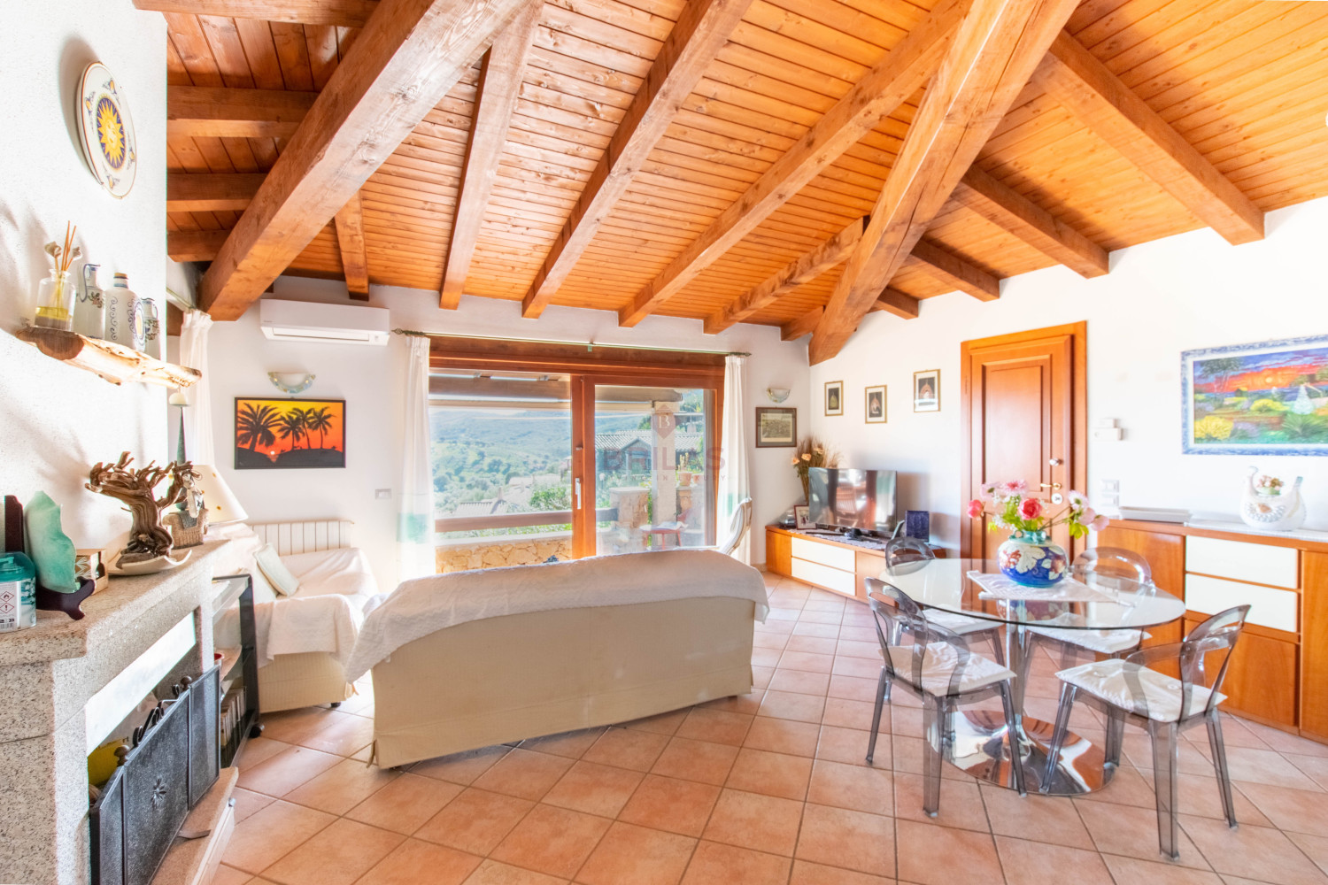 Porto San Paolo - Semi-Detached Villa with Sea View