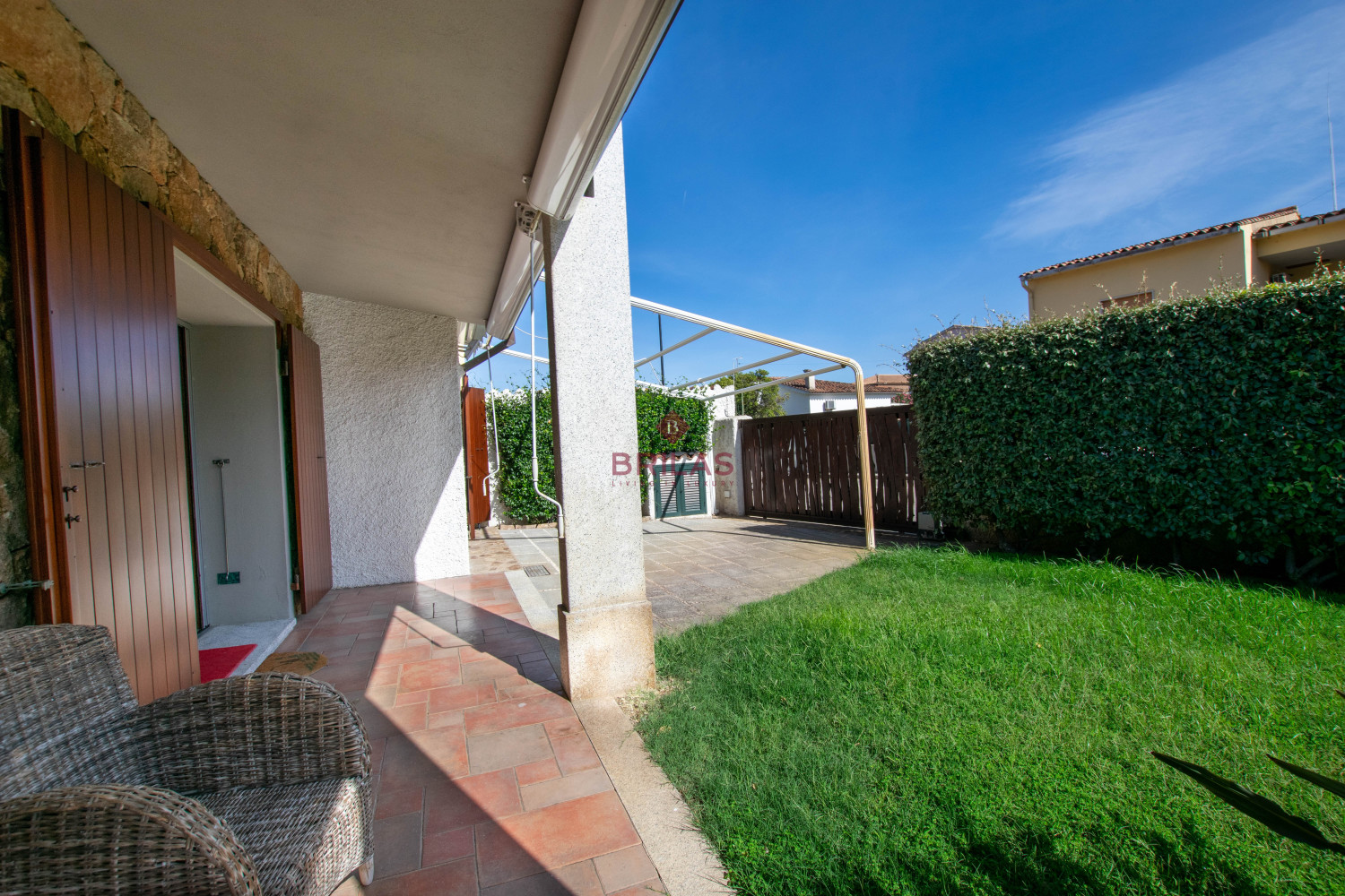 Villa Indipendente a Olbia: Un\'oasi di tranquillità e spazio