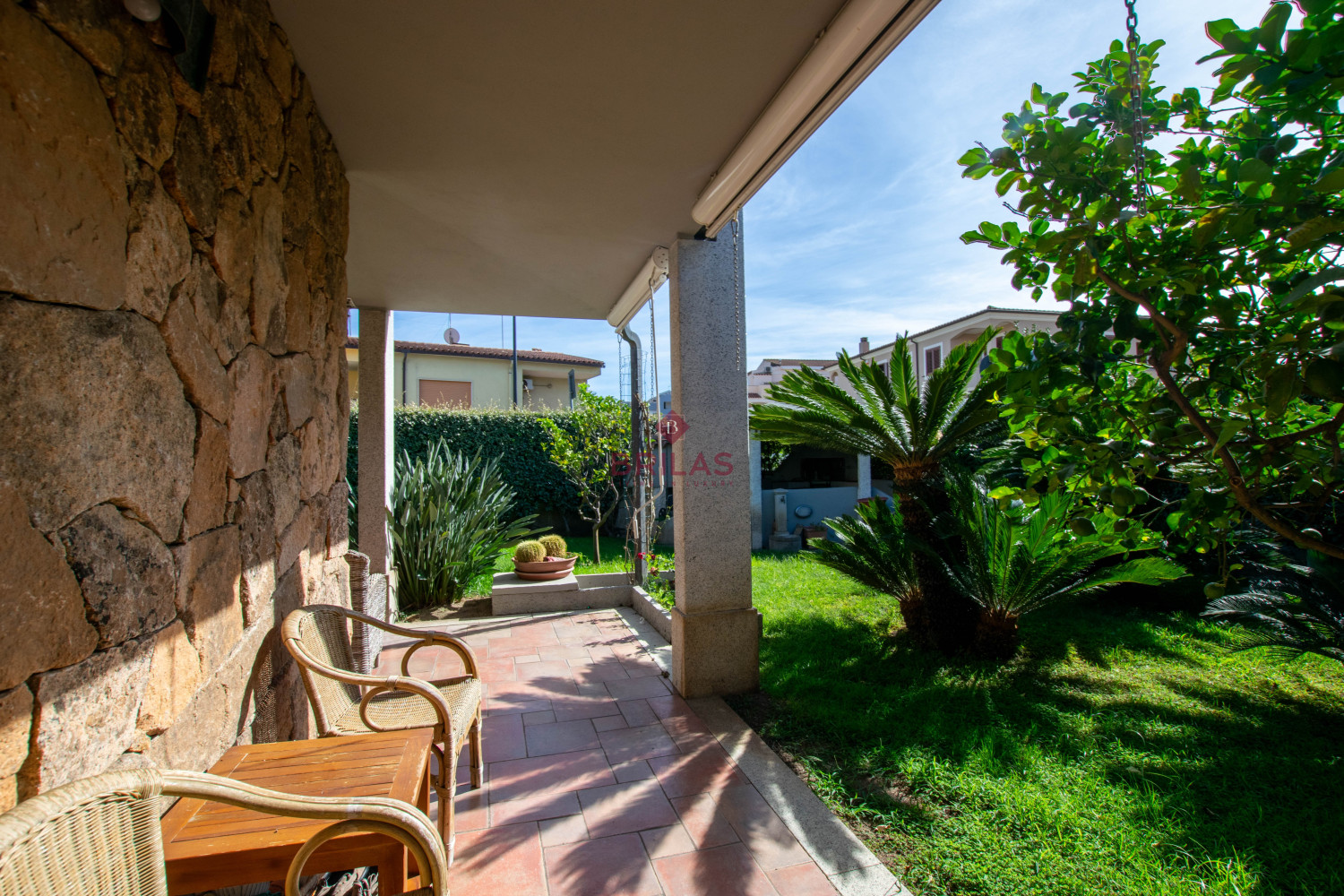 Villa Indipendente a Olbia: Un\'oasi di tranquillità e spazio