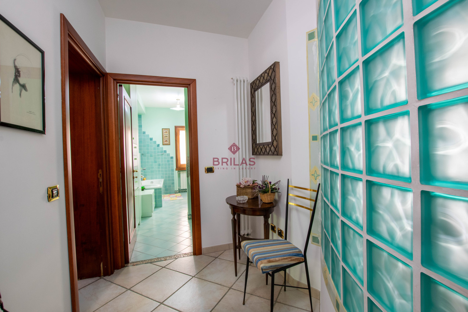 Villa Indipendente a Olbia: Un\'oasi di tranquillità e spazio