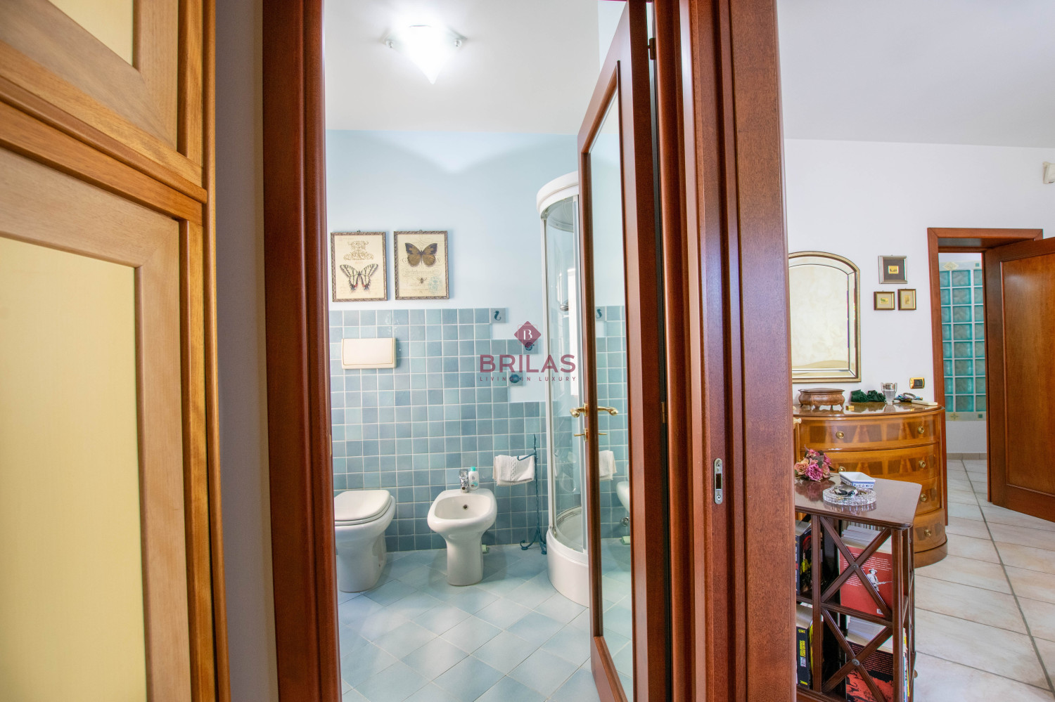 Villa Indipendente a Olbia: Un\'oasi di tranquillità e spazio