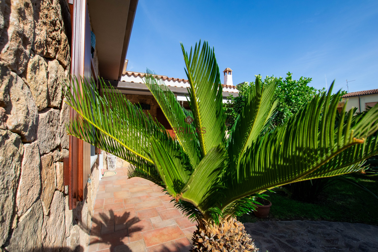 Villa Indipendente a Olbia: Un\'oasi di tranquillità e spazio