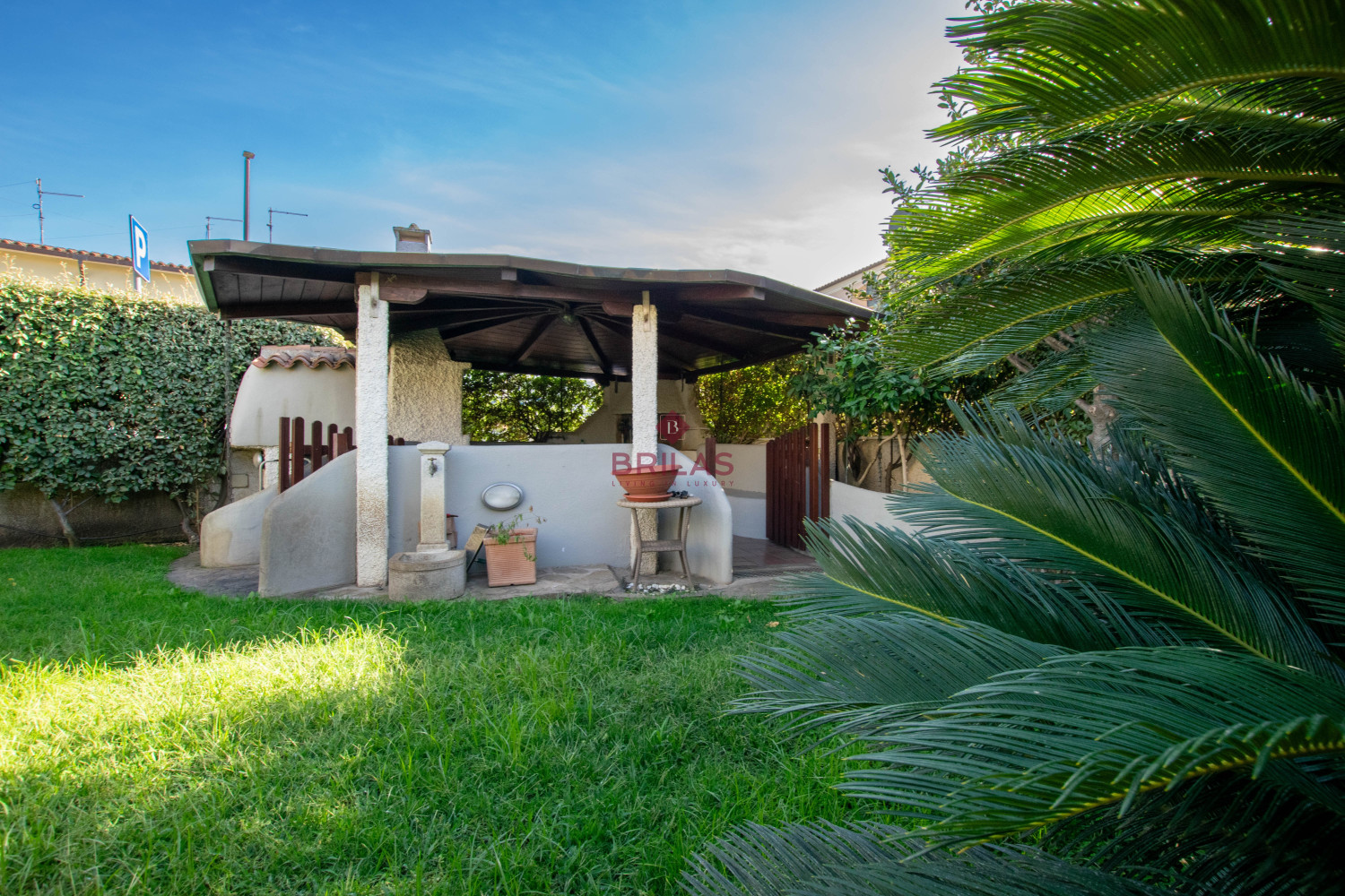 Villa Indipendente a Olbia: Un\'oasi di tranquillità e spazio