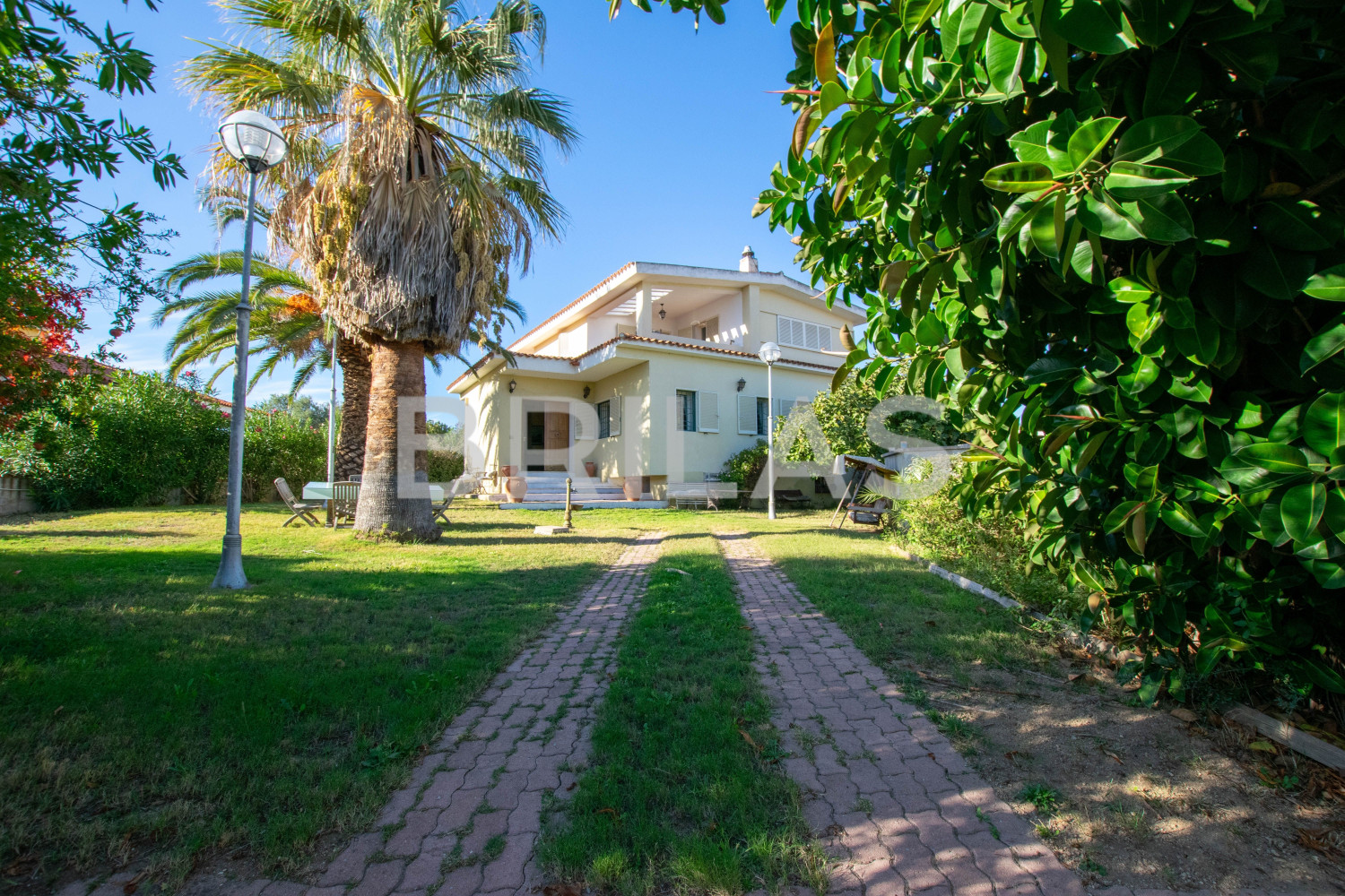Prestigiosa villa singola