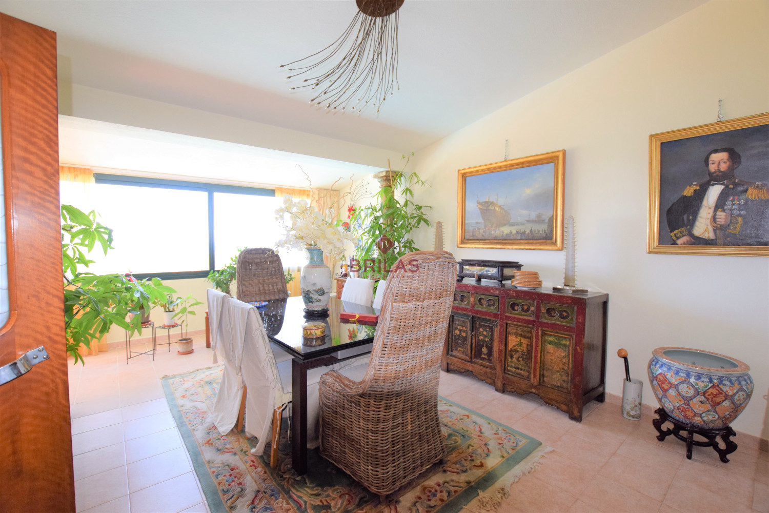 Villa with swimming pool with seaview in Suiles