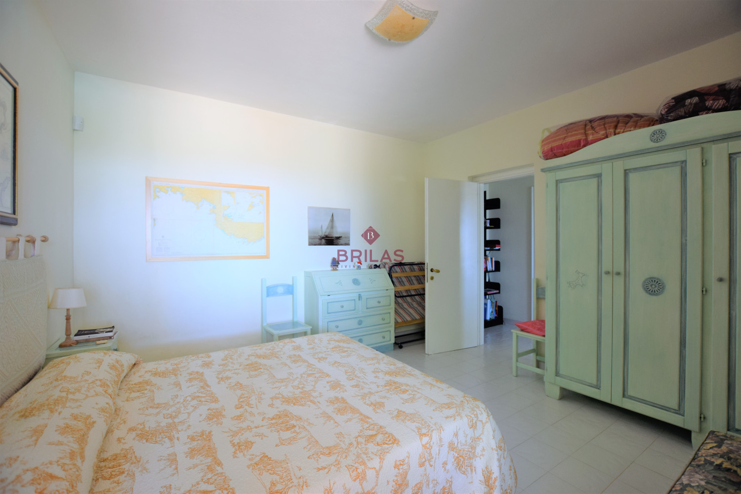 Villa with swimming pool with seaview in Suiles