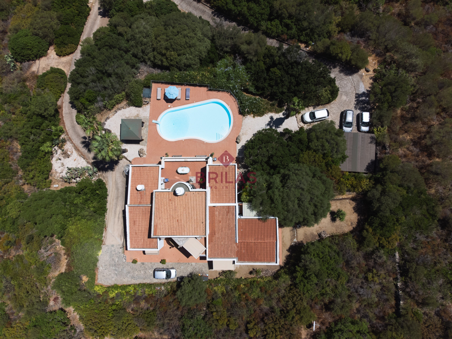 Villa with swimming pool with seaview in Suiles