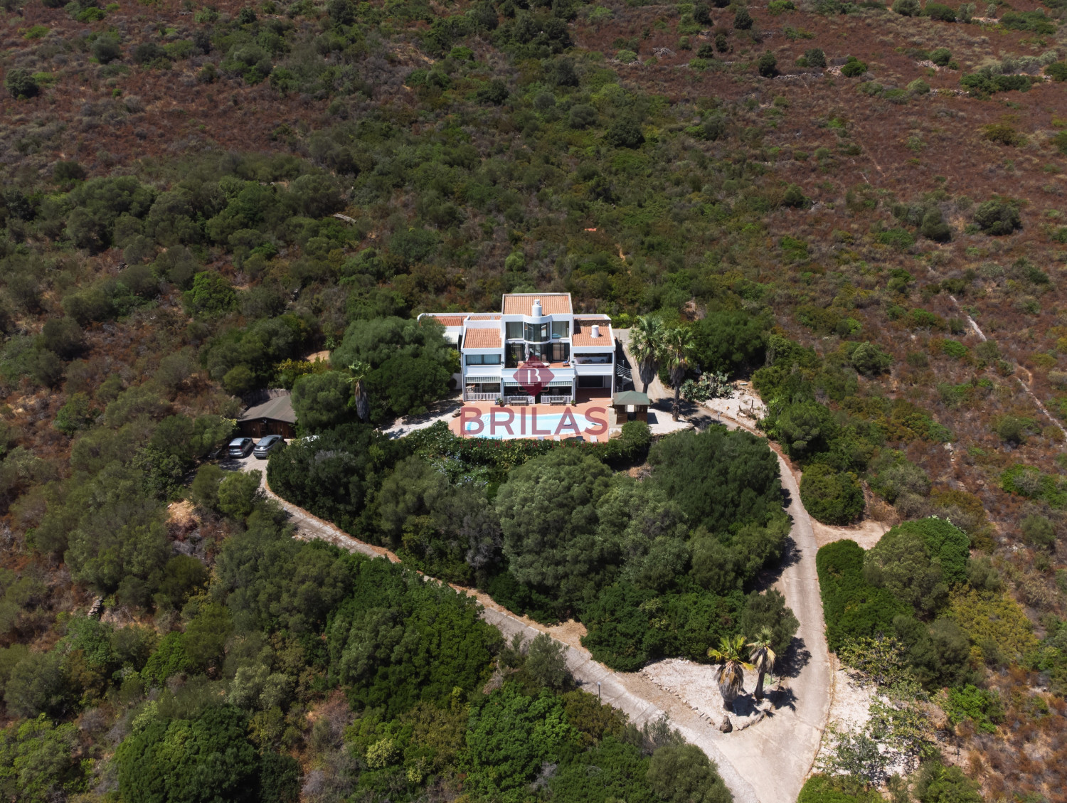 Villa with swimming pool with seaview in Suiles