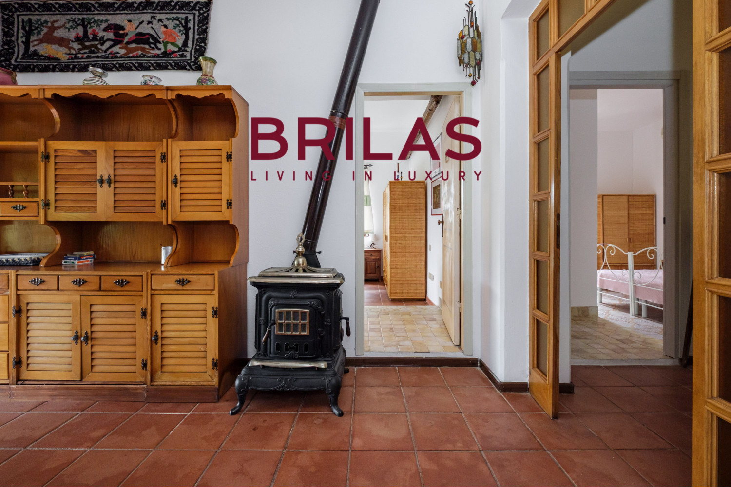 Villa rustica con vigna e uliveto