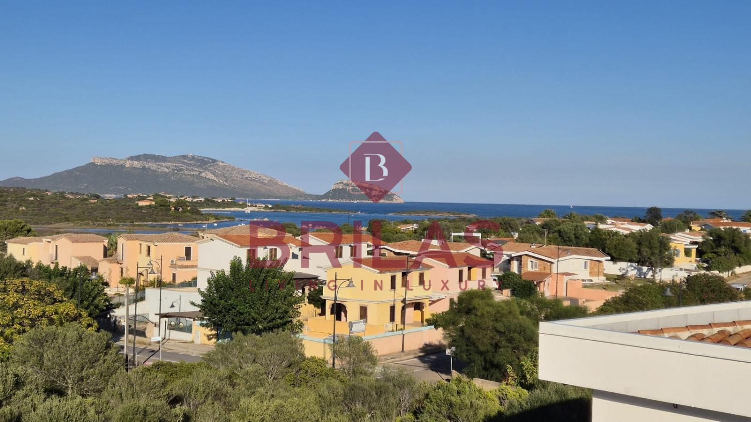 Villa singola con piscina in costruzione a Pittulongu-Bados
