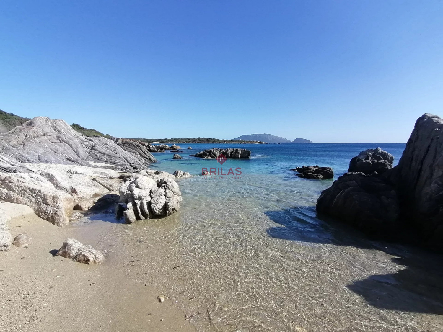 Detached Villa with Swimming Pool in Pittulongu - Under Construction