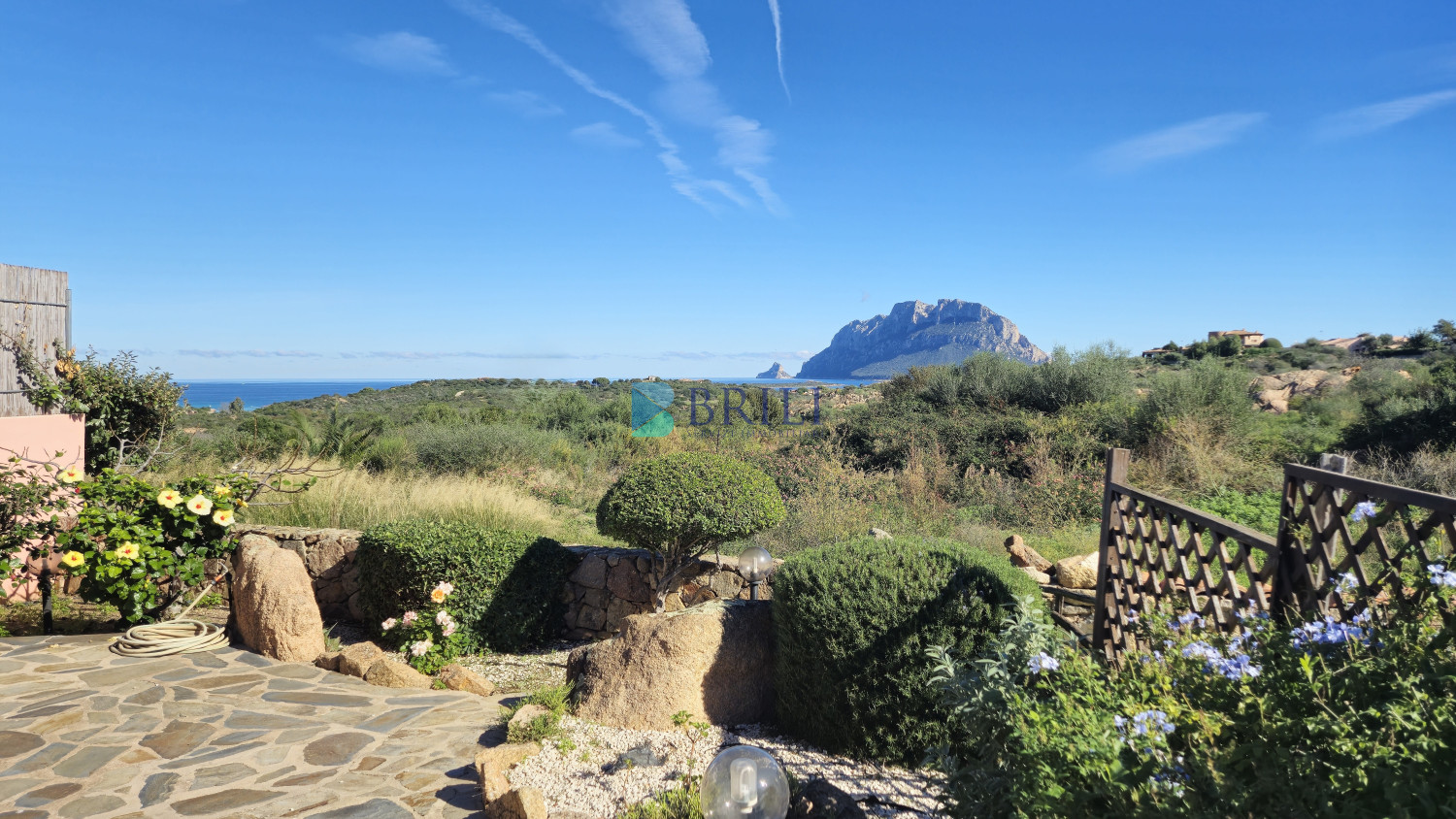 Porto San Paolo - Bifamiliare vista mare a Monte Contros