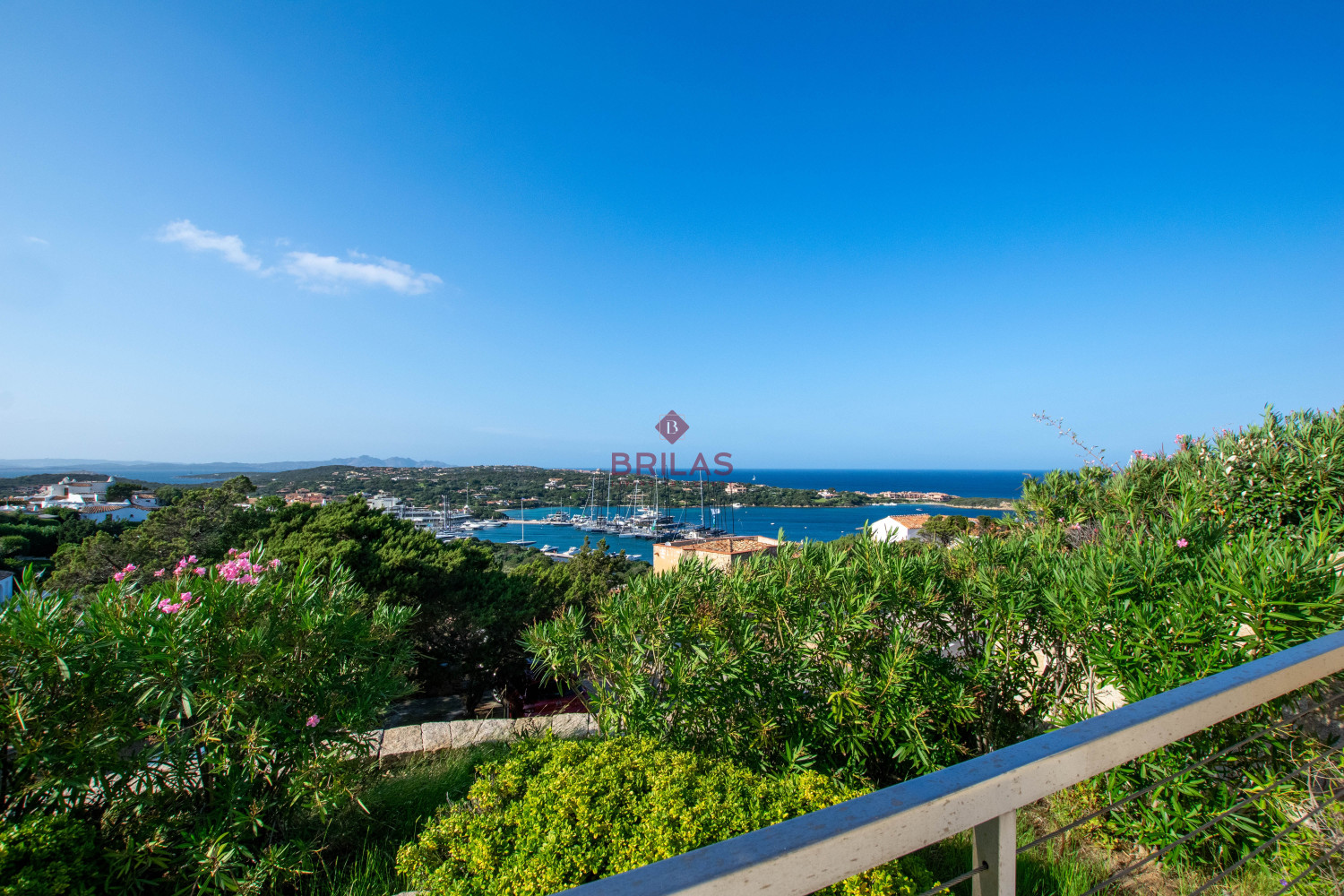 Elegante appartamento con vista mozzafiato a Porto Cervo