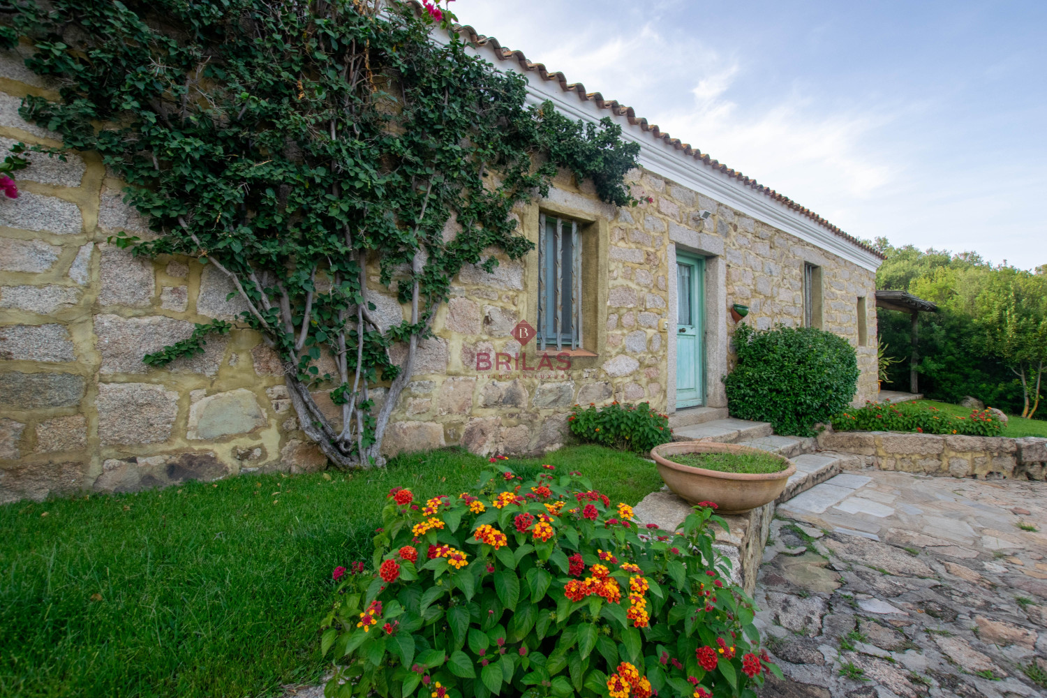 Renovated Stazzo in San Pantaleo