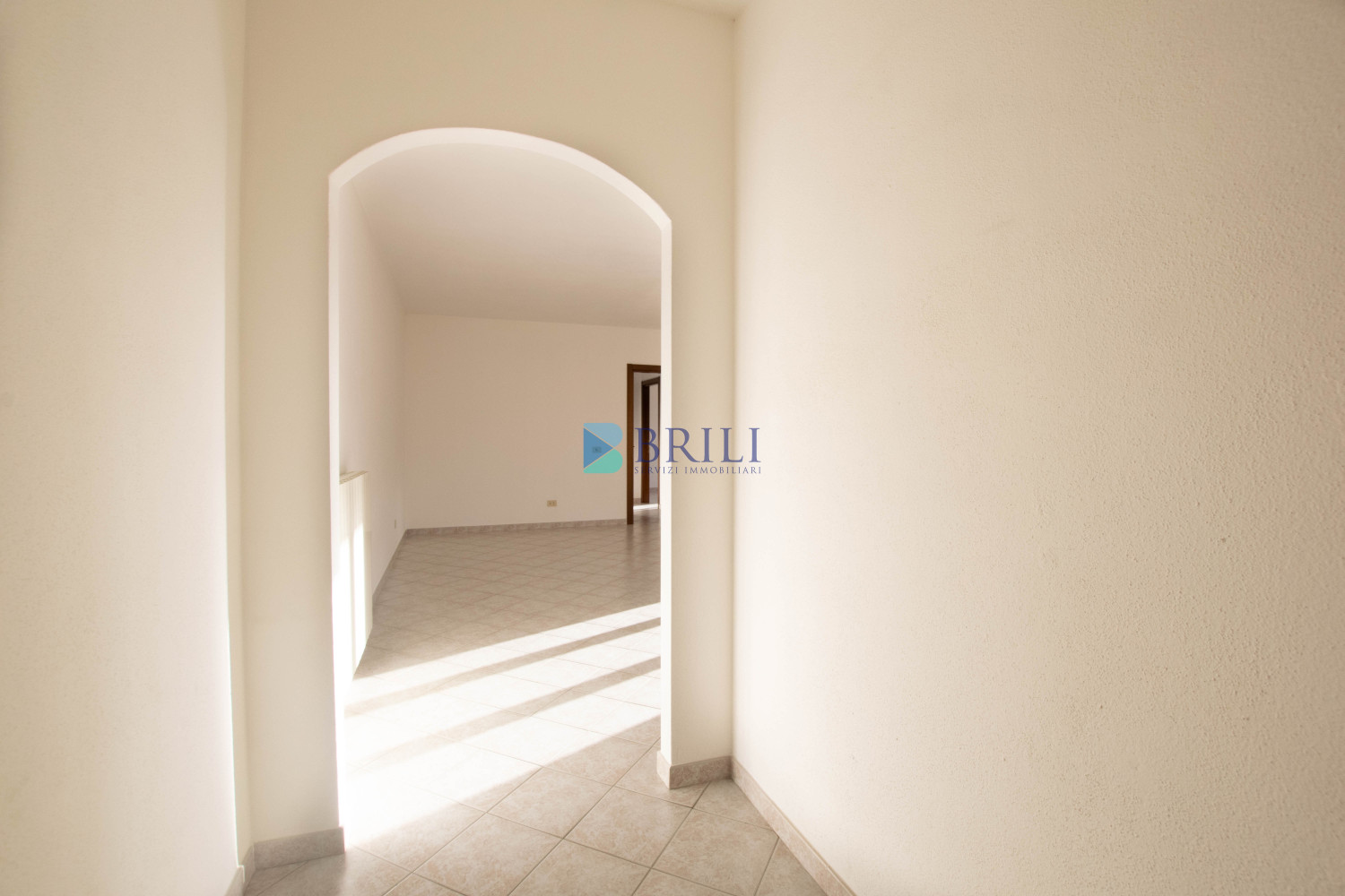 Olbia, Bright Two-Bedroom Apartment with 35 sqm Veranda