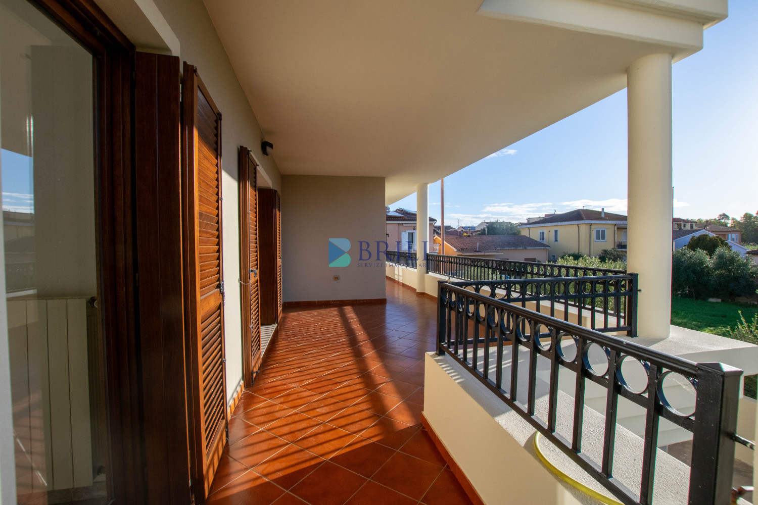 Olbia, Bright Two-Bedroom Apartment with 35 sqm Veranda