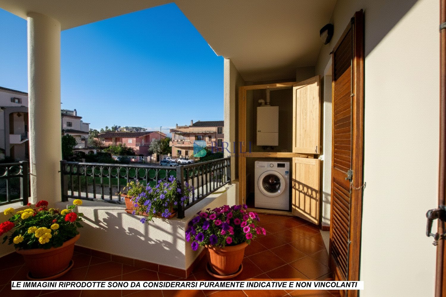 Olbia, Bright Two-Bedroom Apartment with 35 sqm Veranda