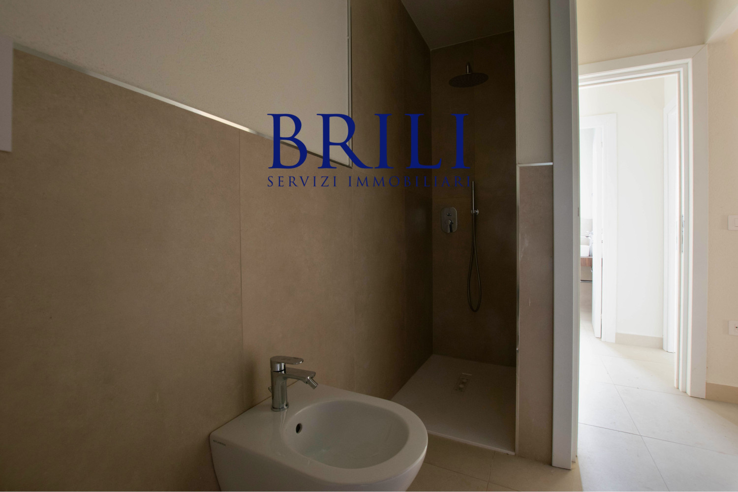 Appartamento Ristrutturato con Giardino Privato, a 200m dal Mare